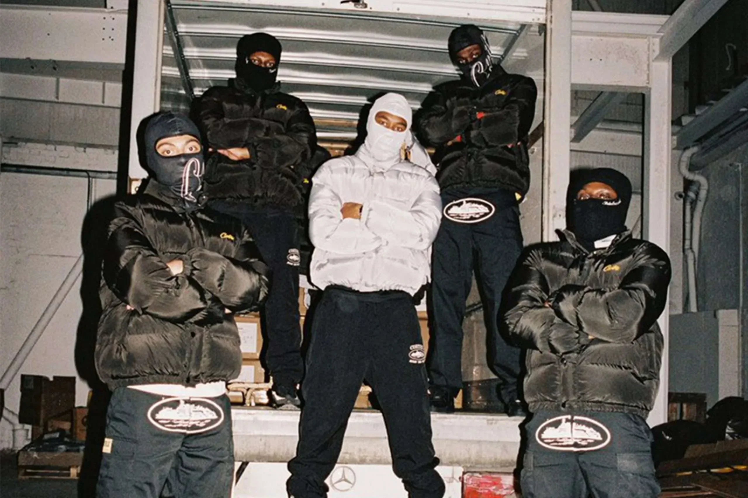 Corteiz CRTZ Bolo Jacket V2 Grey vs Black Style Guide